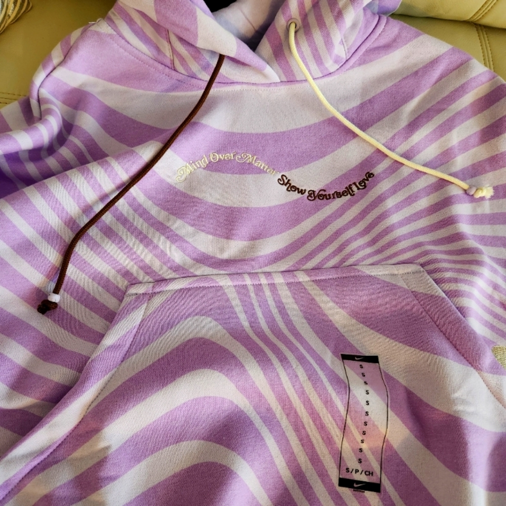 Nike Women’s Hoodie Size Large